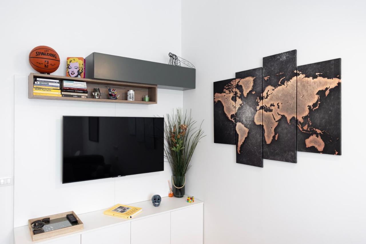 Elegante Bilocale In De Angeli - Piazzale Siena Apartment Milano Ngoại thất bức ảnh